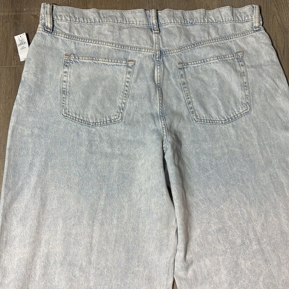 NWT! GAP Light Indigo Low Slung UltraSoft Extra Baggy Jeans - Size 35/20 🔹 - Picture 14 of 14